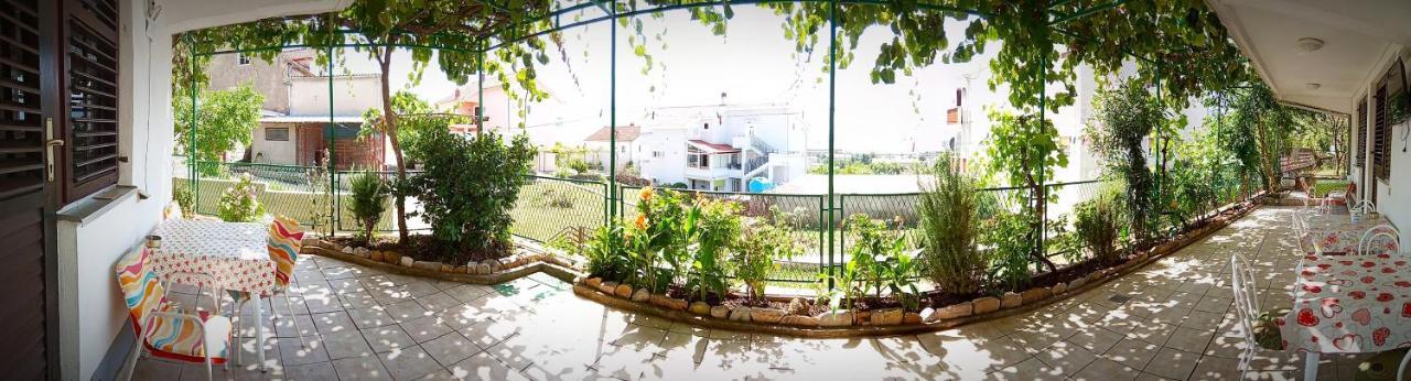Vila Umicevic Bijela Exterior foto